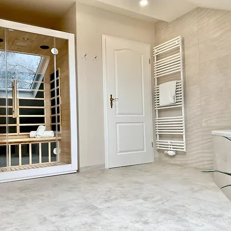 Sh Desert - Luxury With Sauna * Duisburg